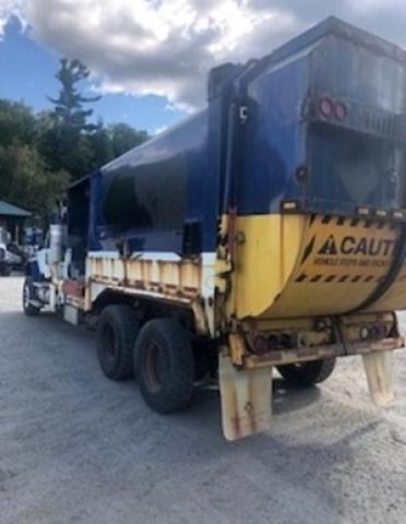 2015 FREIGHTLINER M2 106 MEDIUM DUTY