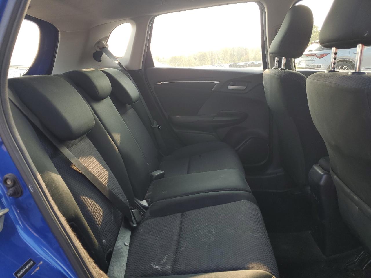 2018 Honda Fit Lx VIN: 3HGGK5H47JM704323 Lot: 71501775