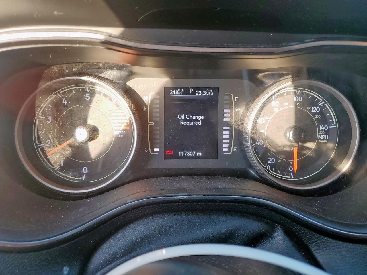 2019 Jeep Cherokee Latitude VIN: 1C4PJLCBXKD297946 Lot: 70782265