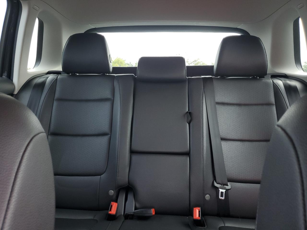 2017 Volkswagen Tiguan S VIN: WVGBV7AX0HK039343