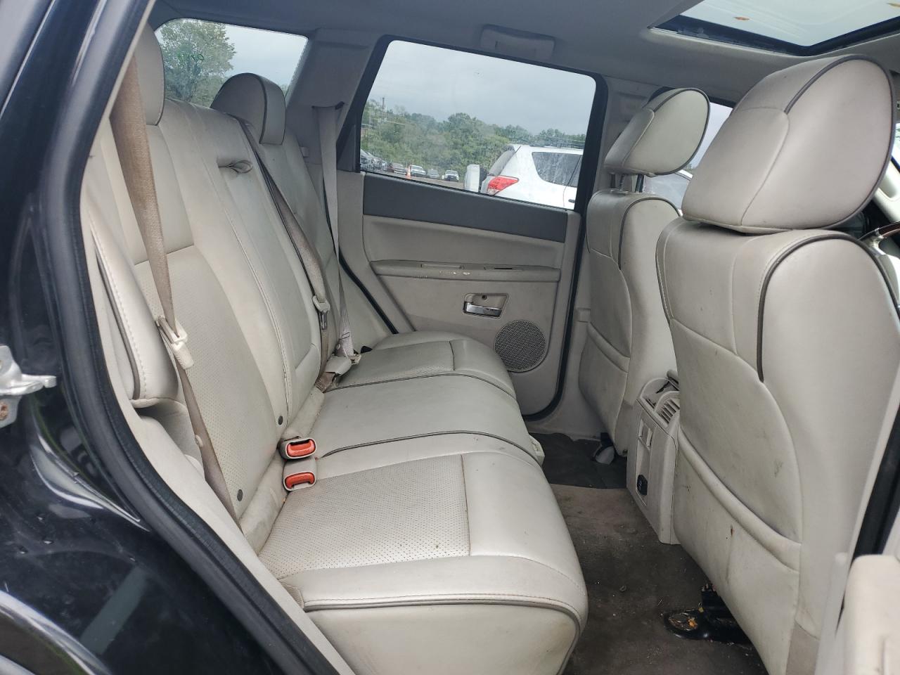 2008 Jeep Grand Cherokee Overland VIN: 1J8HR68268C212681 Lot: 81781025