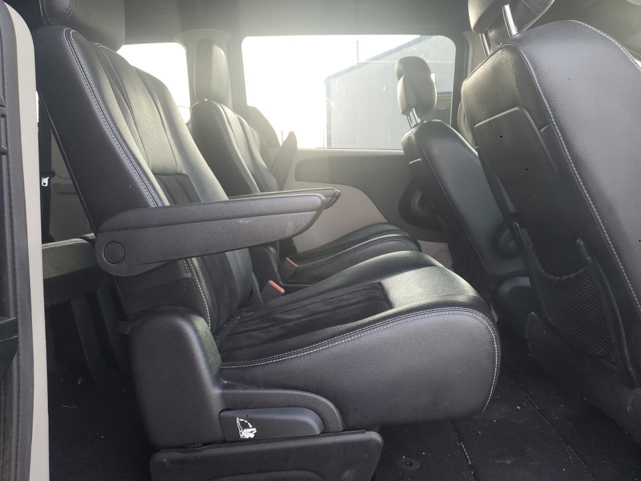 2017 Dodge Grand Caravan Sxt VIN: 2C4RDGCG8HR612140 Lot: 80860085