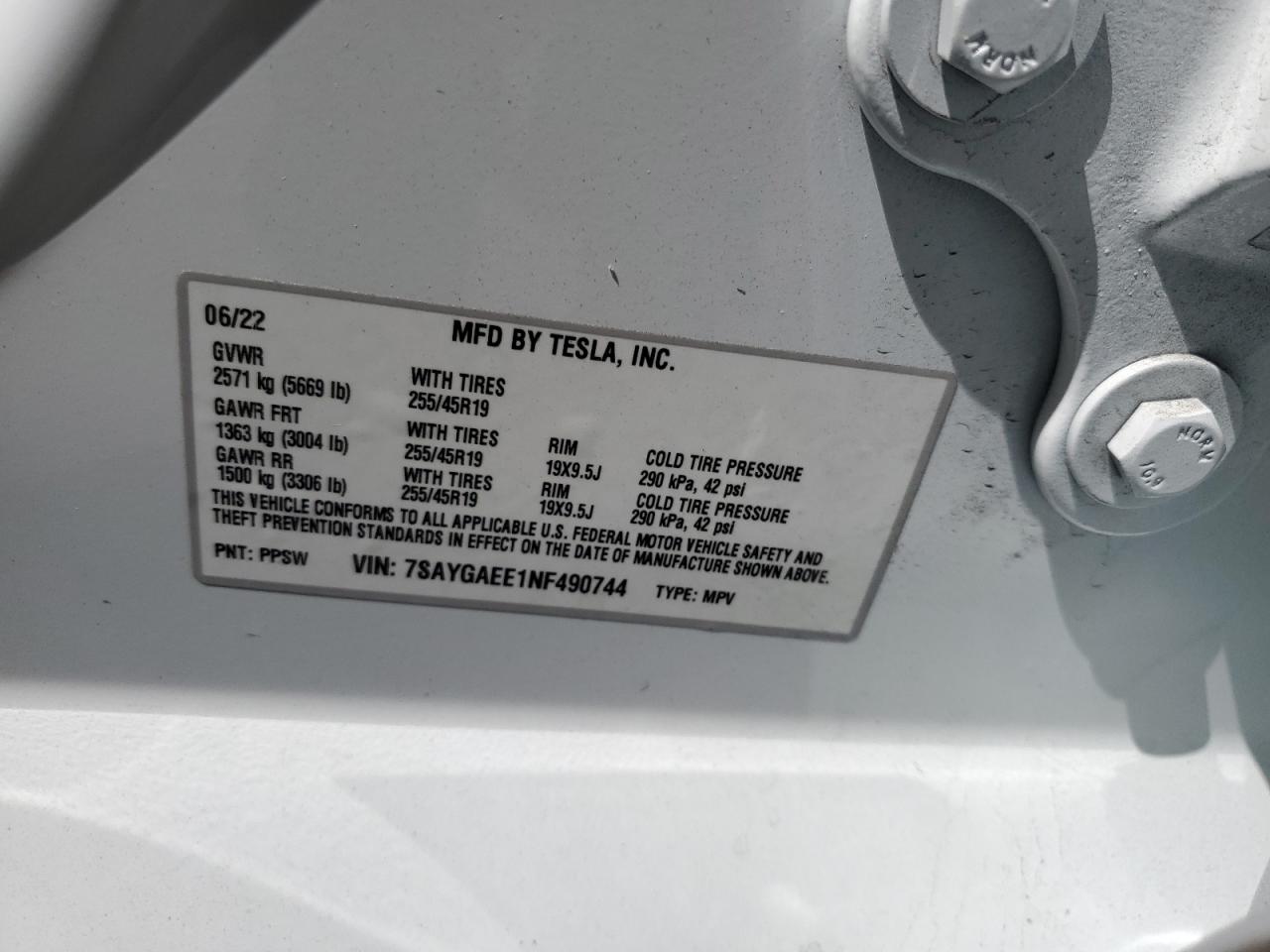 2022 Tesla Model Y VIN: 7SAYGAEE1NF490744 Lot: 72050675