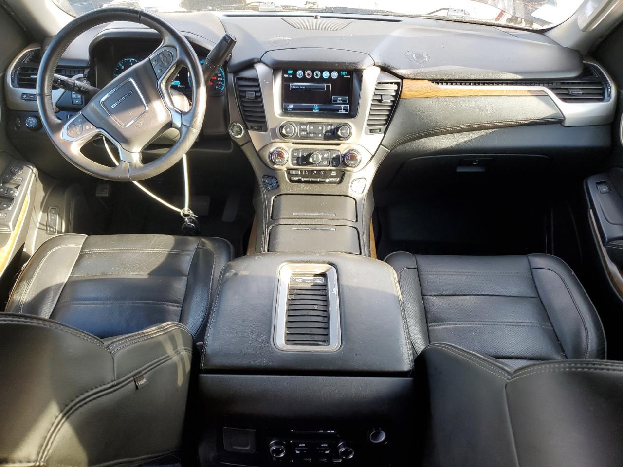 2019 GMC Yukon Xl Denali VIN: 1GKS2HKJ4KR386125 Lot: 81448625