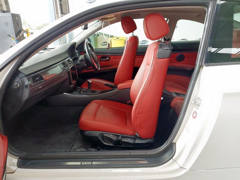 2012 BMW 318I SE 