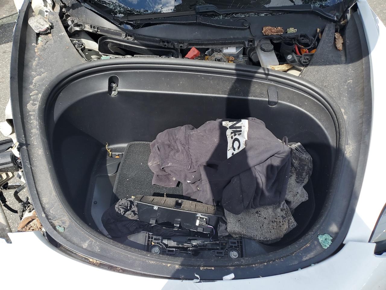 2018 Tesla Model 3 VIN: 5YJ3E1EB6JF122475 Lot: 71881605