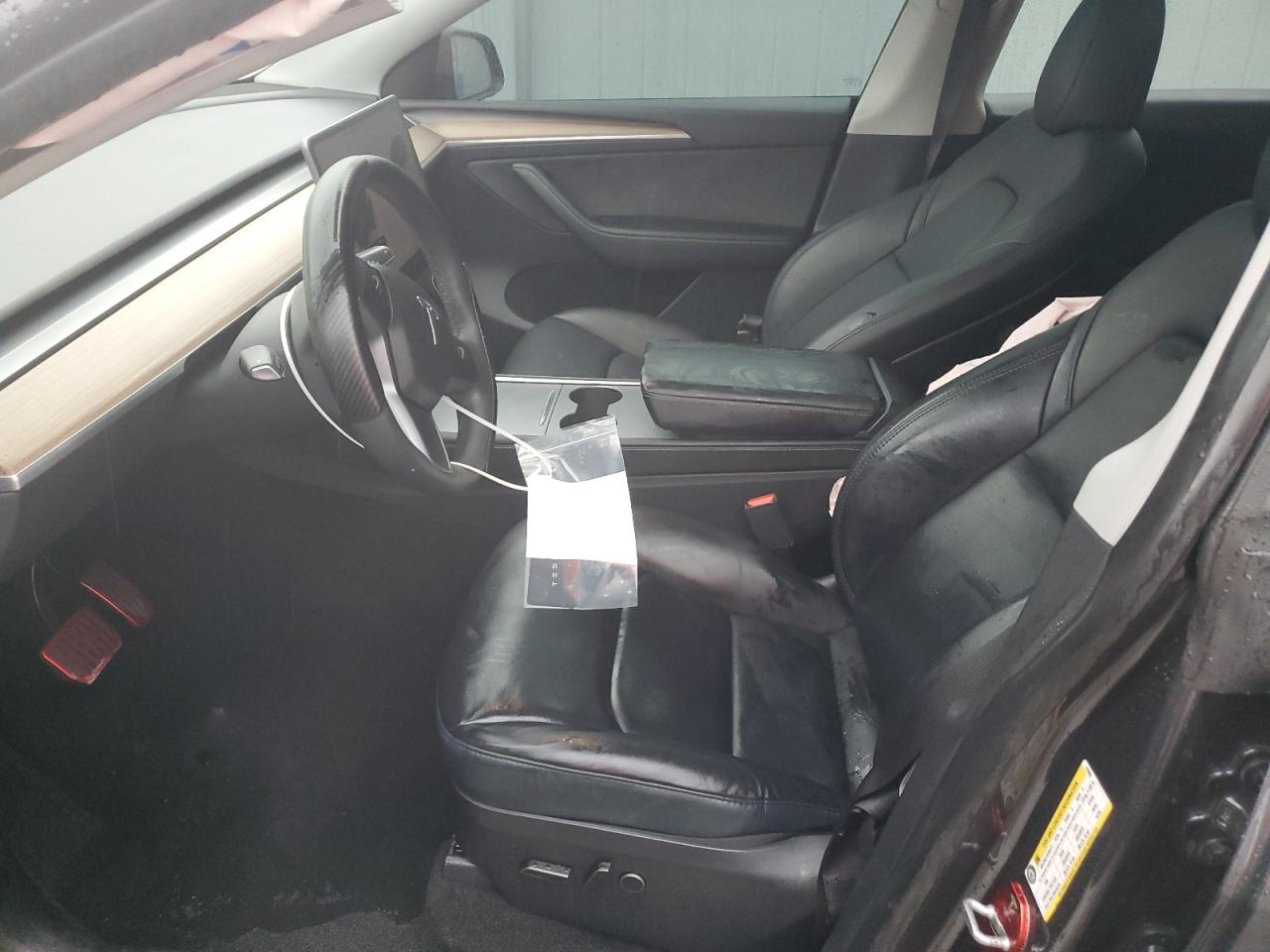 2024 Tesla Model Y VIN: 7SAYGDED6RF018828 Lot: 71609855