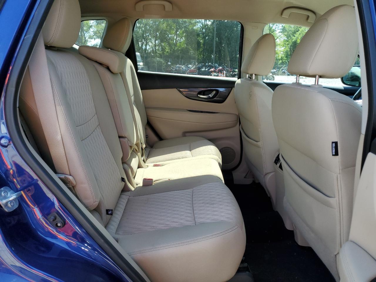 2017 Nissan Rogue S VIN: 5N1AT2MT3HC830666 Lot: 80060305