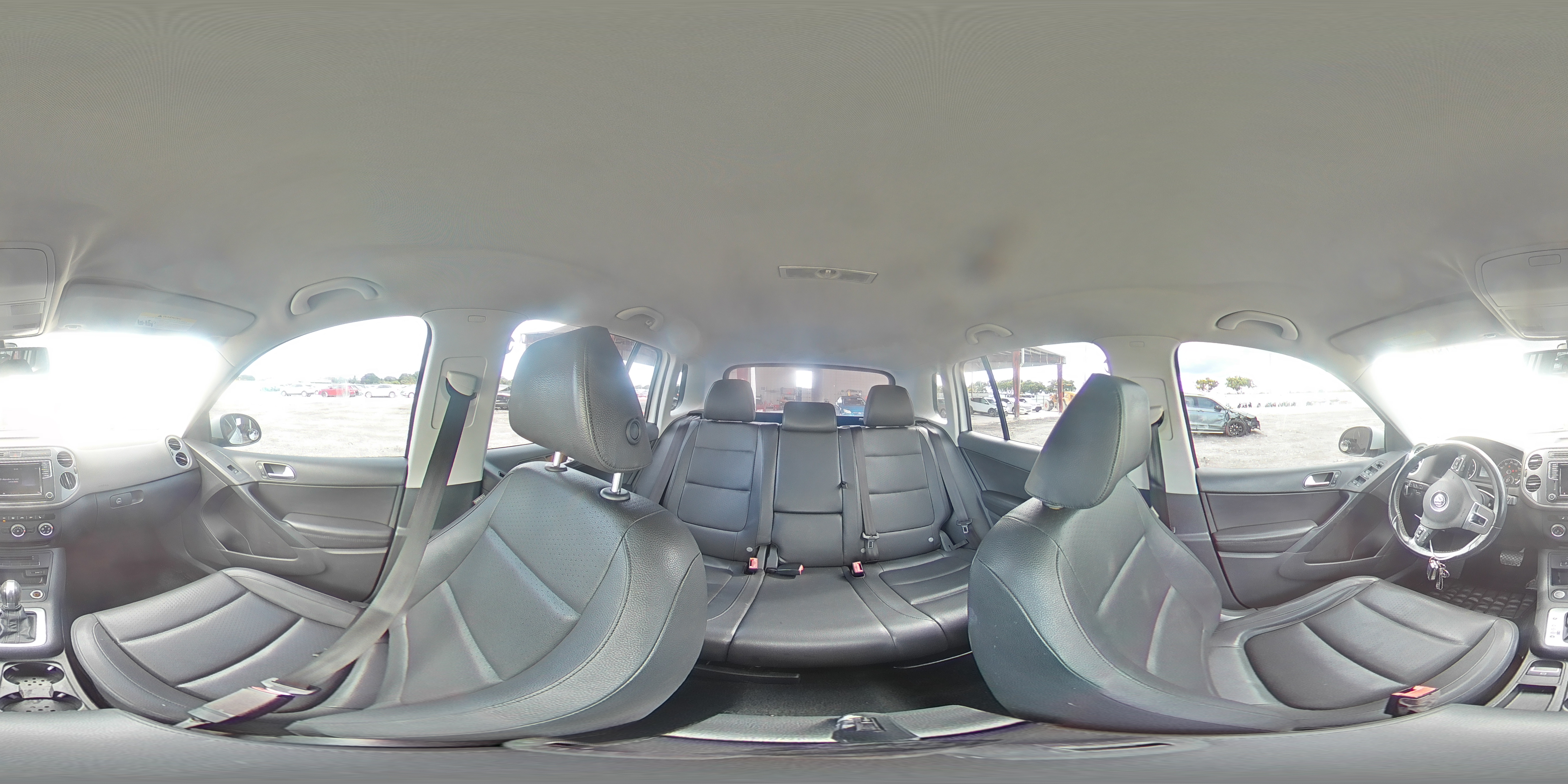 2017 Volkswagen Tiguan S VIN: WVGAV7AX2HK029215 Lot: 81218955