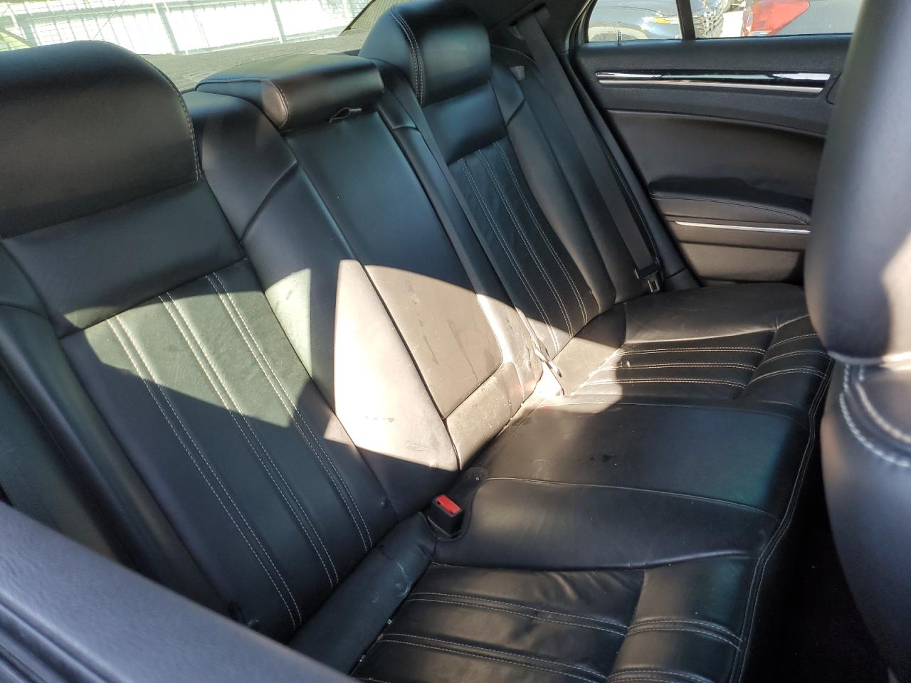 2017 Chrysler 300 S VIN: 2C3CCABG9HH607577 Lot: 84176035