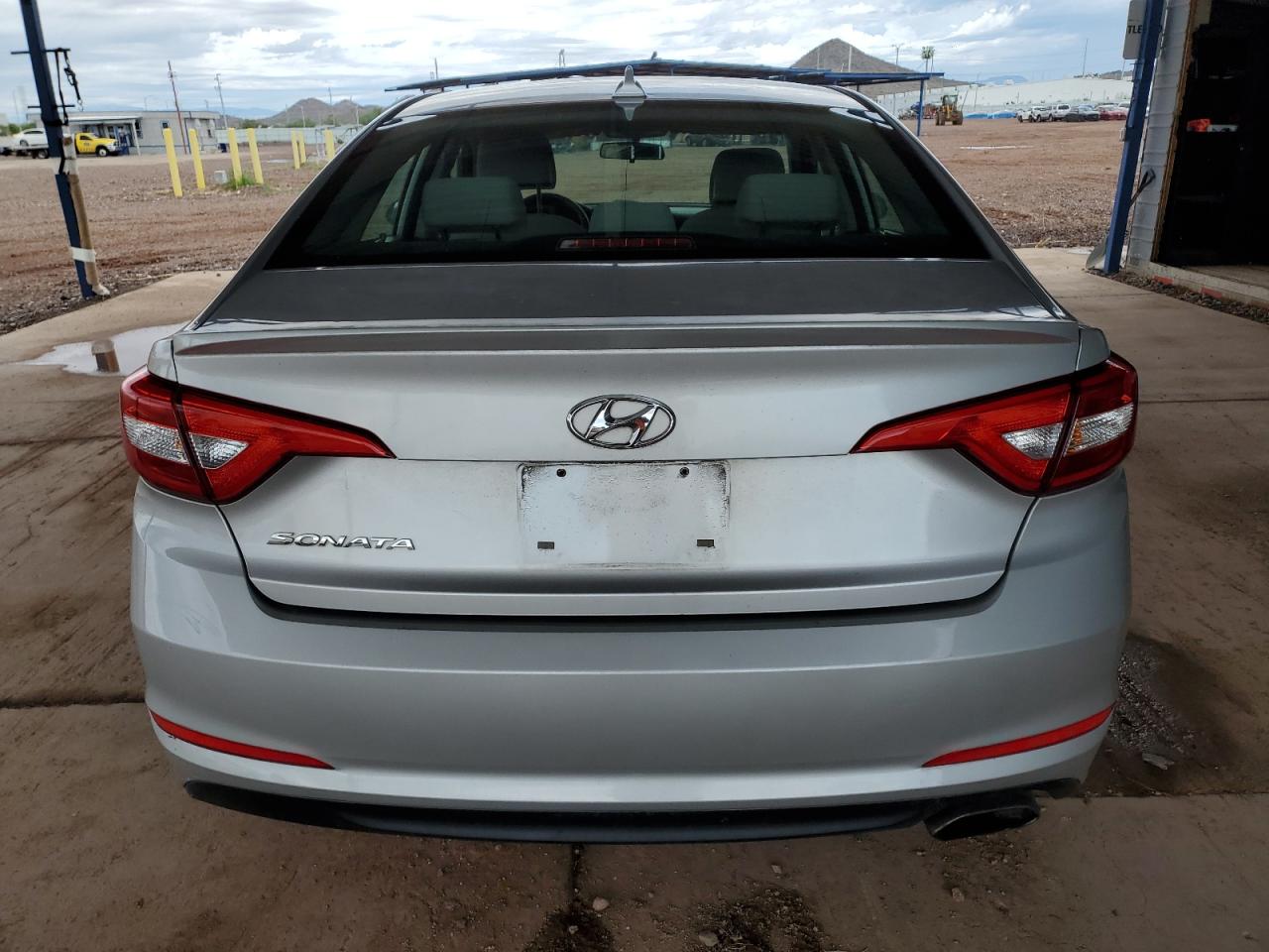 2015 Hyundai Sonata Se VIN: 5NPE24AF6FH011333 Lot: 81527835