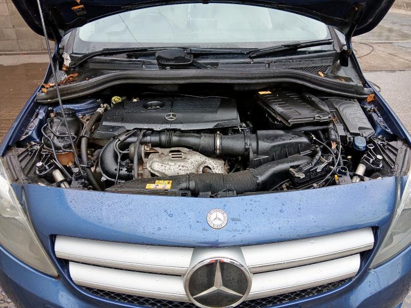 2012 MERCEDES-BENZ B180 BLUEEFFICIENCY SE 