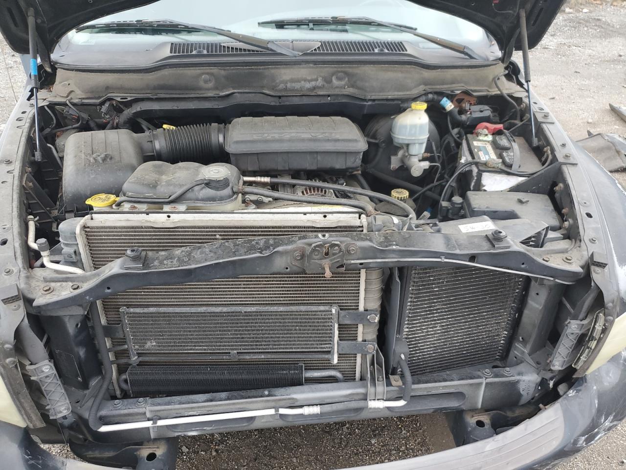 2002 Dodge Ram 1500 VIN: 3D7HU18N72G127071 Lot: 81085975