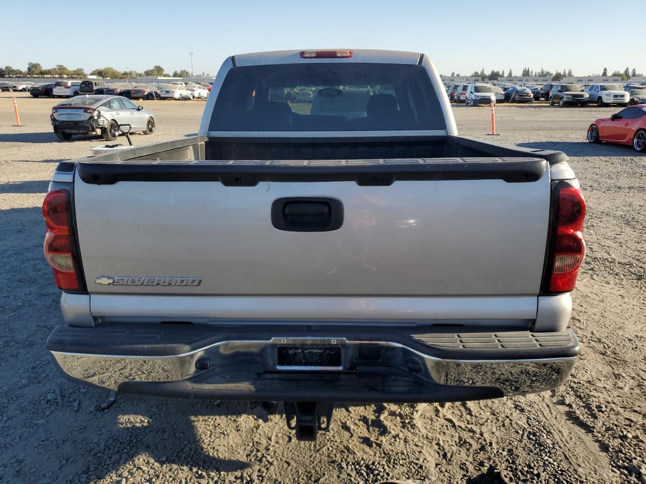 2006 Chevrolet Silverado C1500 VIN: 2GCEC13T261141075 Lot: 80486895