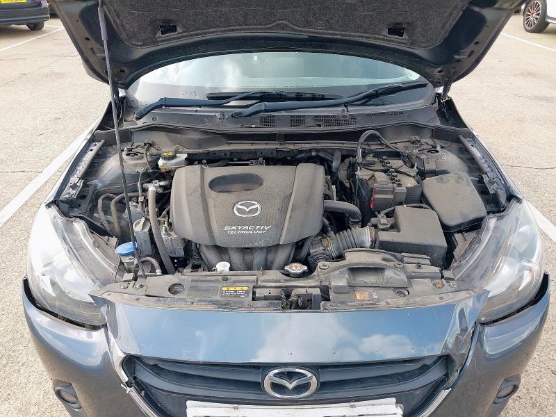 2016 MAZDA 2 SE-L NAV 