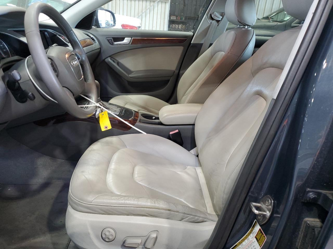 2011 Audi A4 Premium Plus VIN: WAUEFAFL7BN049128 Lot: 80198875