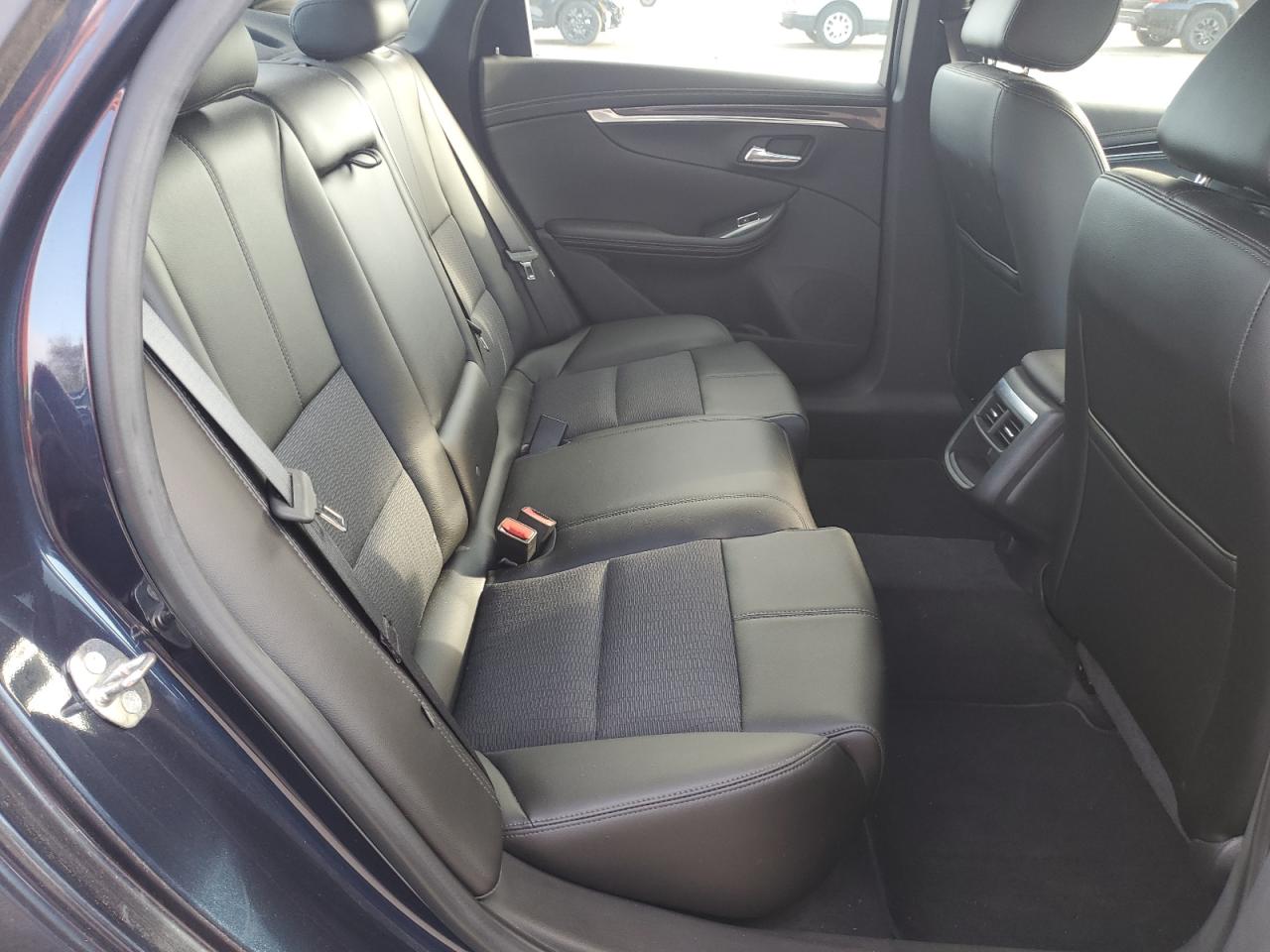 2017 Chevrolet Impala Lt VIN: 2G1105S34H9104168 Lot: 84238735