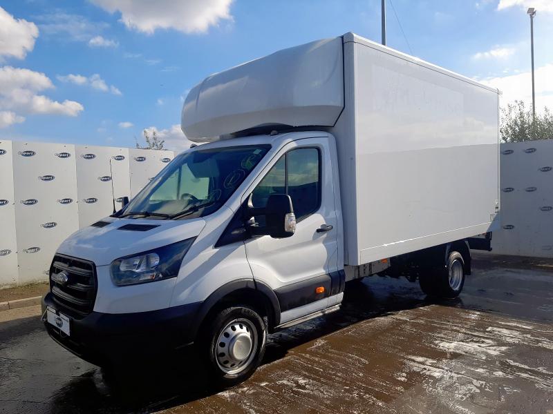 2024 FORD TRANSIT 350 LEADER ECOBLU 2.0 ECOBLUE 130PS CHASSIS CAB for sale at Copart SANDTOFT