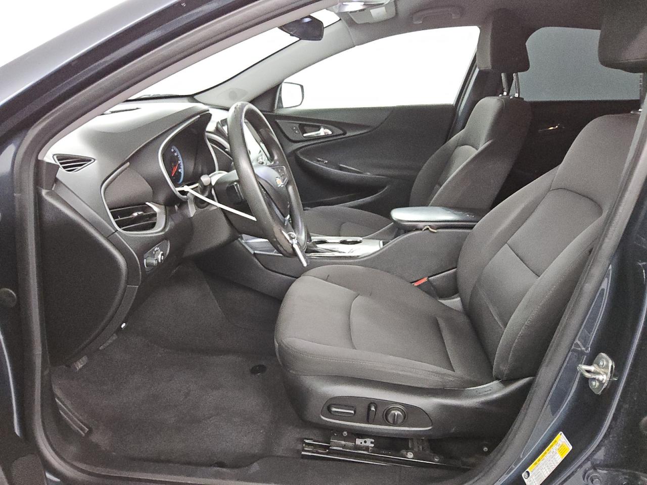 2019 Chevrolet Malibu Ls VIN: 1G1ZC5ST8KF195678 Lot: 83762405