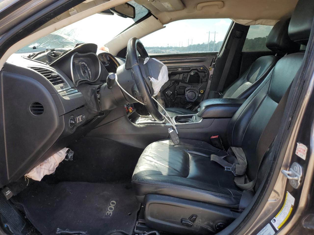 2015 Chrysler 300 Limited VIN: 2C3CCAAGXFH791782 Lot: 71250075