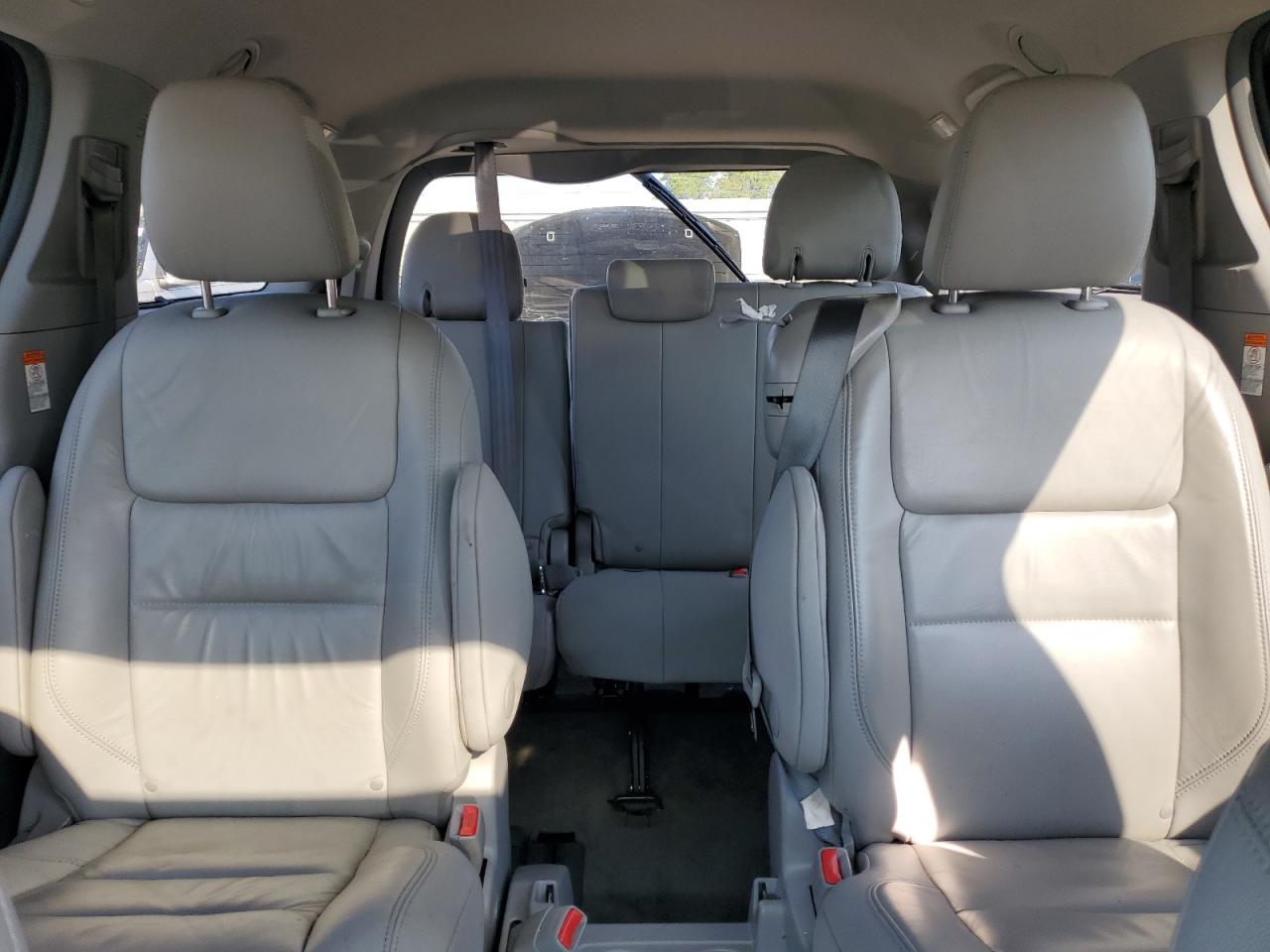 2016 Toyota Sienna Xle VIN: 5TDYK3DC0GS719095 Lot: 81271625