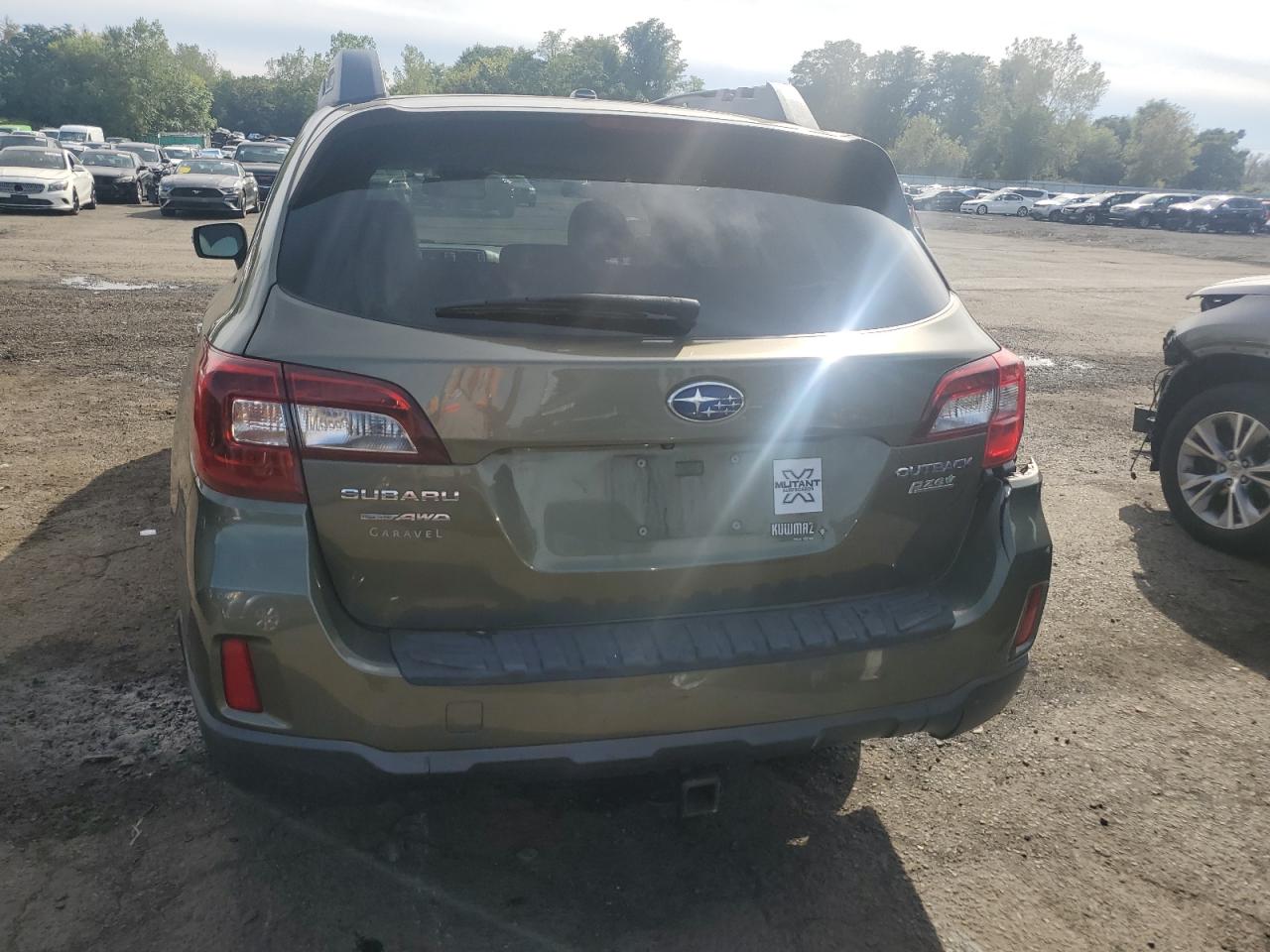 2015 Subaru Outback 2.5I Limited VIN: 4S4BSALC2F3215901 Lot: 84605005