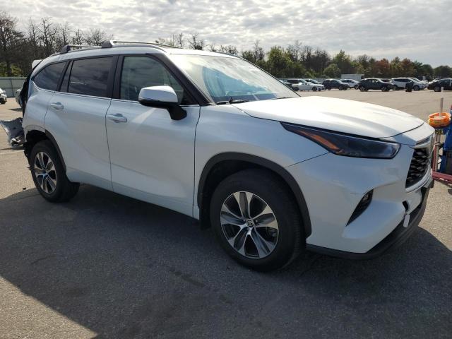  TOYOTA HIGHLANDER 2023 Белы