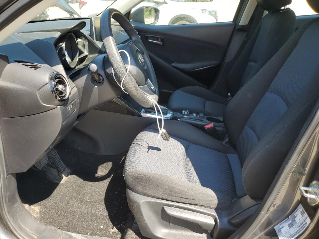 2017 Toyota Yaris Ia VIN: 3MYDLBYV1HY170987 Lot: 71858905