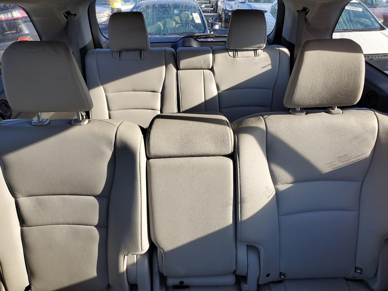 2017 Honda Pilot Exl VIN: 5FNYF6H58HB033782 Lot: 71796835