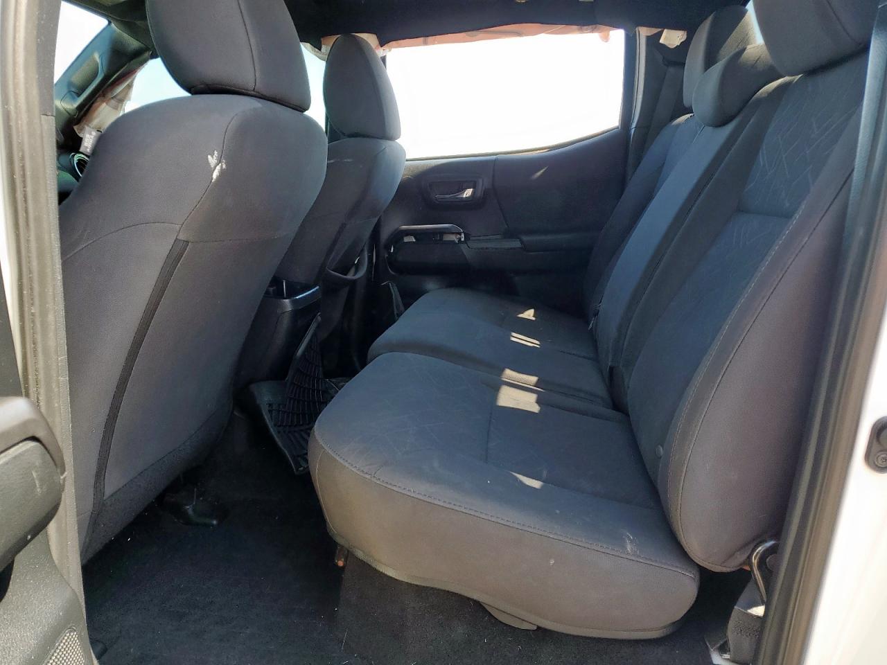 2017 Toyota Tacoma Double Cab VIN: 3TMCZ5AN1HM100773 Lot: 81797575