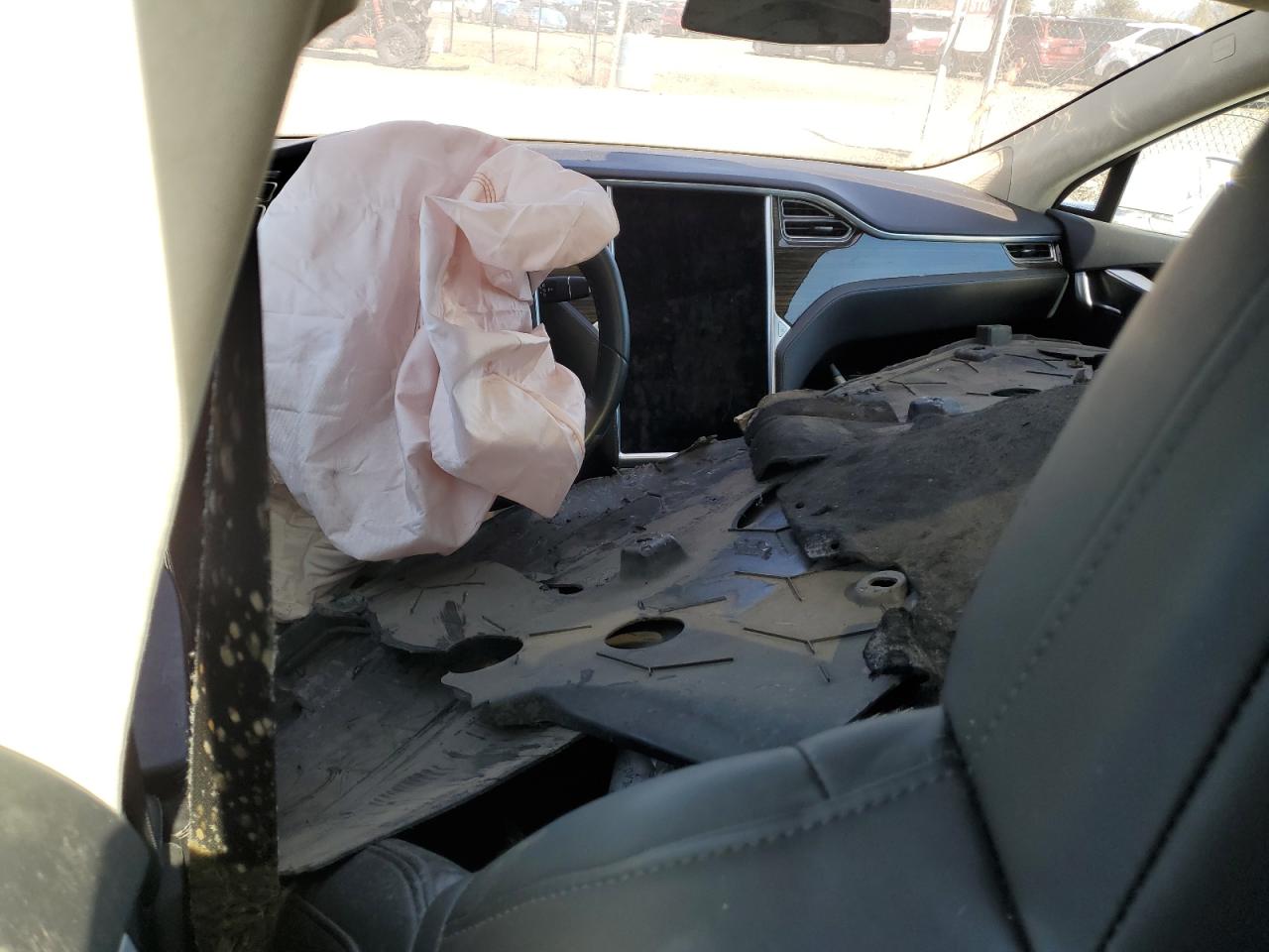 2016 Tesla Model S VIN: 5YJSA1E29GF133647 Lot: 65802285