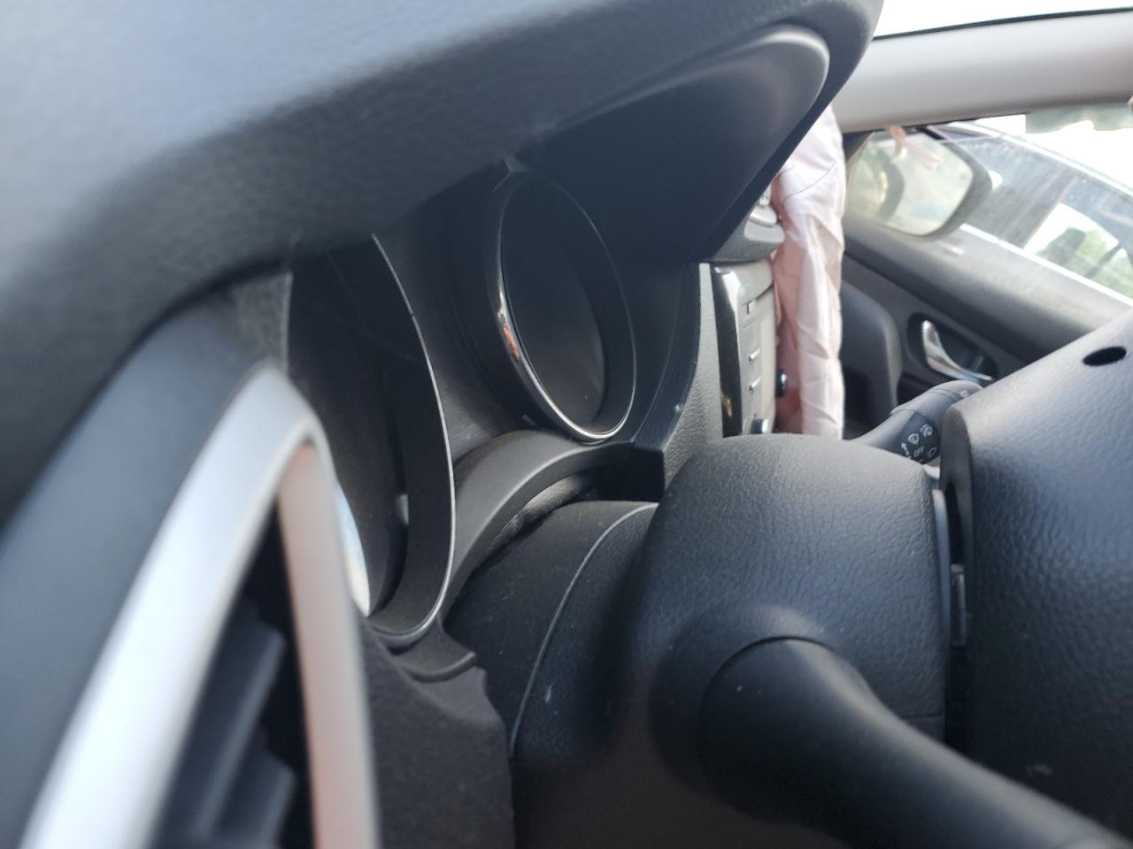 2015 Nissan Rogue S VIN: 5N1AT2MT4FC869862 Lot: 81379675