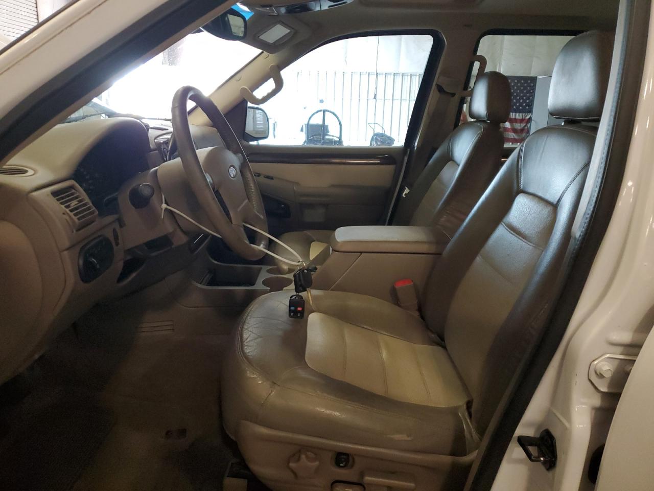 2004 Ford Explorer Eddie Bauer VIN: 1FMDU64WX4UA55461 Lot: 71565445