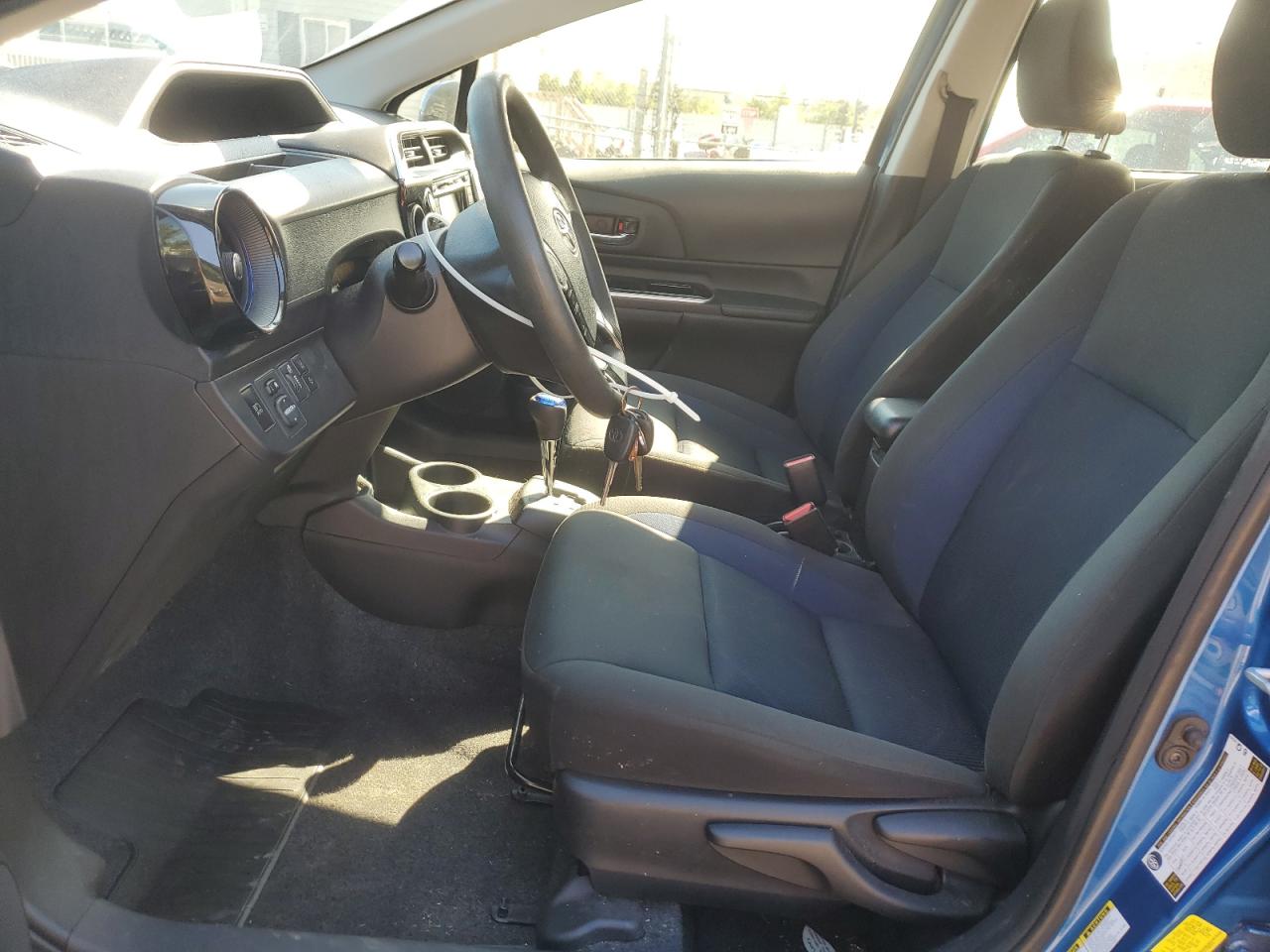 2018 Toyota Prius C VIN: JTDKDTB33J1602697 Lot: 83778085