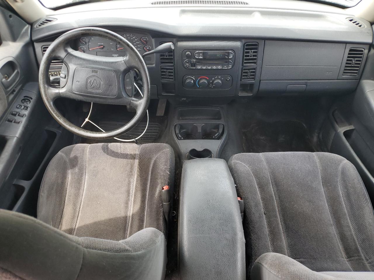 2002 Dodge Dakota Quad Sport VIN: 1B7HL38X12S640531 Lot: 81258775