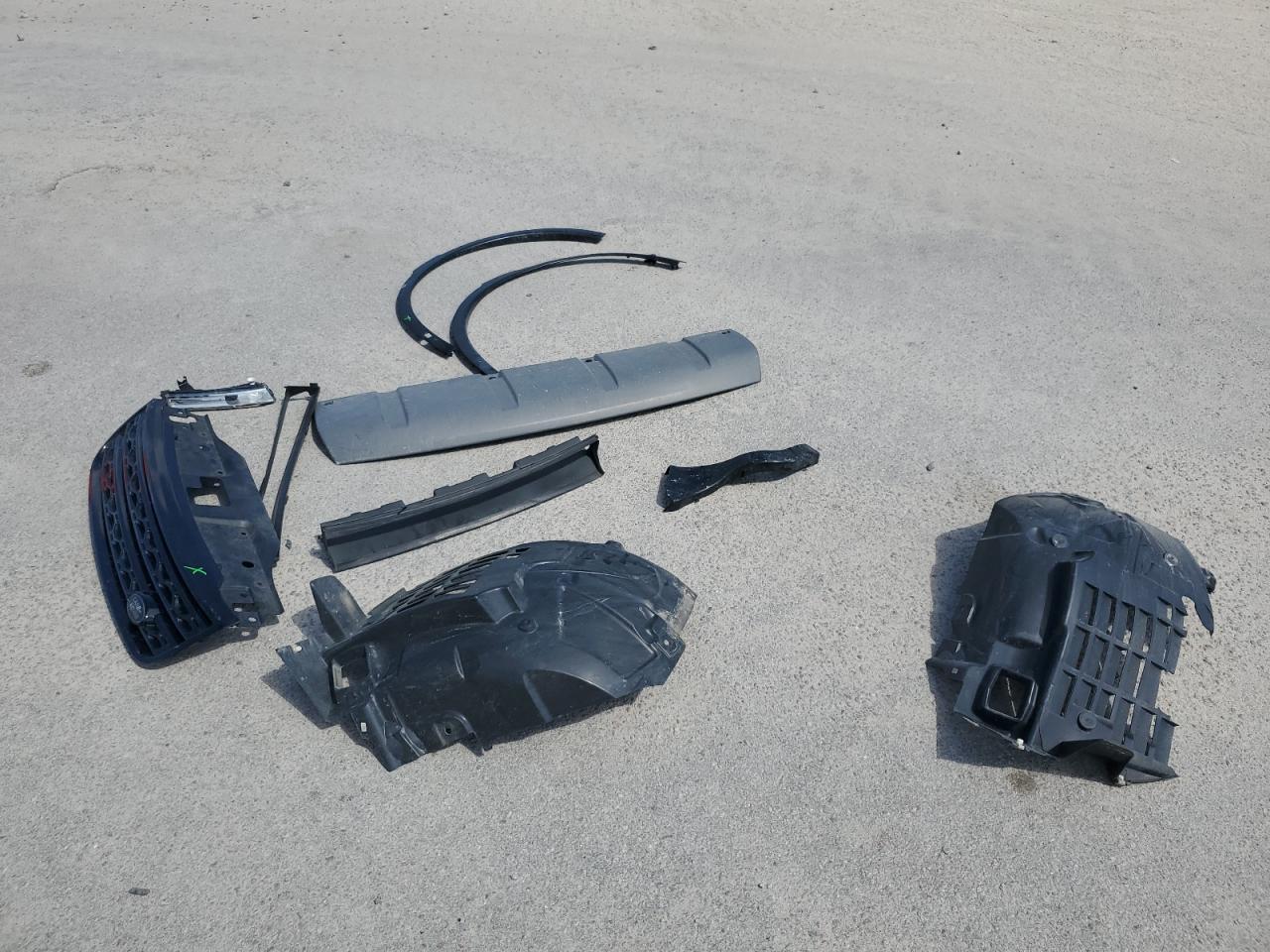 2020 Land Rover Discovery Hse VIN: SALRR2RVXL2430773 Lot: 82107635