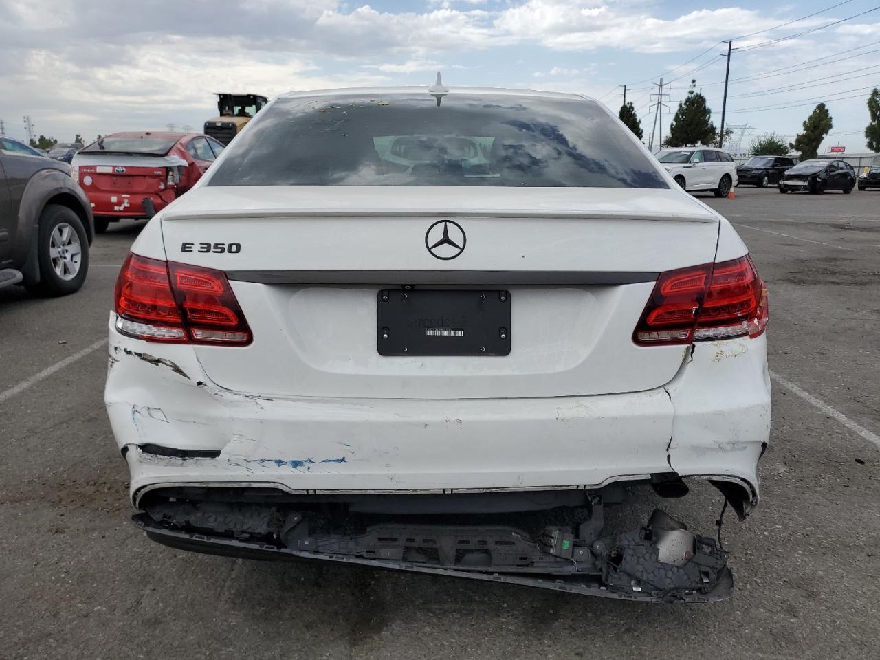 2016 Mercedes-Benz E 350 VIN: WDDHF5KB4GB234305 Lot: 70923575