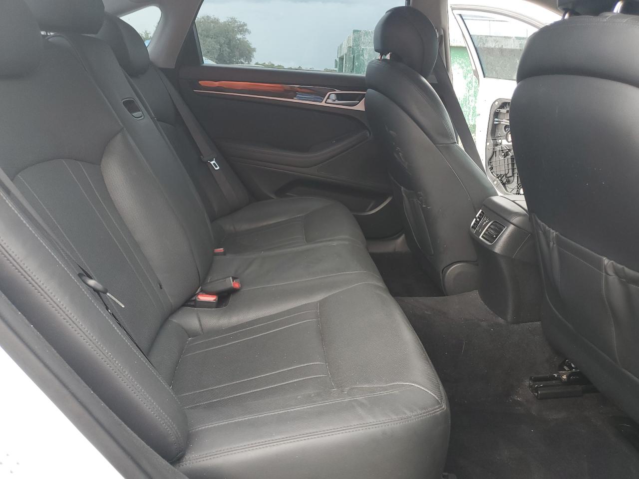 2017 Genesis G80 Base VIN: KMHGN4JE6HU188234 Lot: 83820825