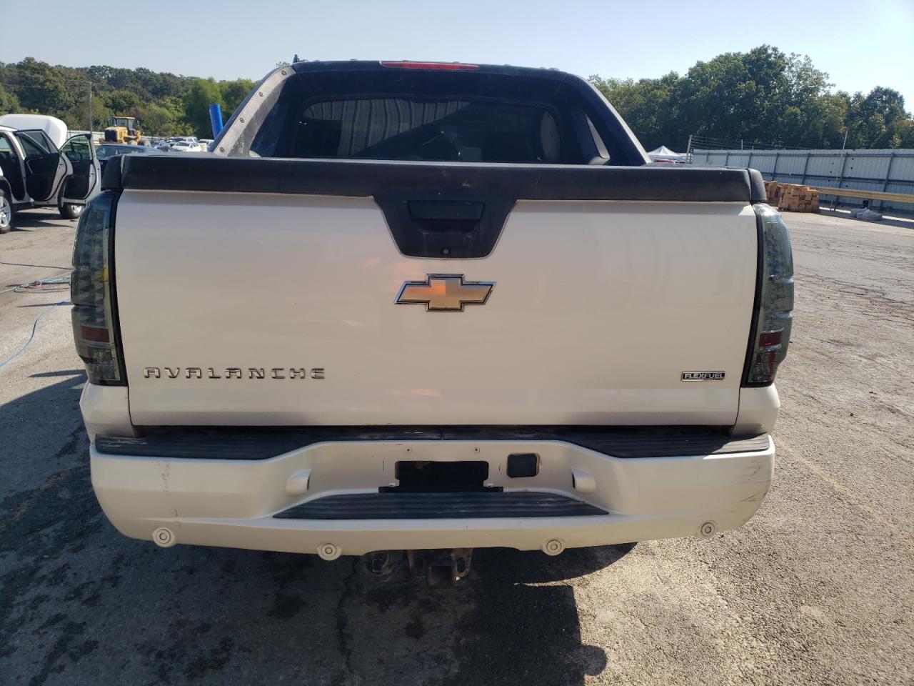 2009 Chevrolet Avalanche K1500 Ltz VIN: 3GNFK32069G208886 Lot: 80100975