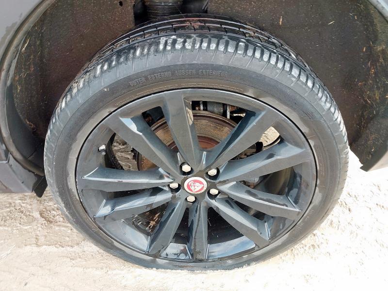 2019 JAGUAR E-PACE R-DYNAMIC HSE D AW 