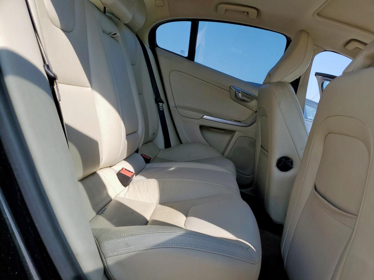 2013 Volvo S60 T5 VIN: YV1612FHXD1214262 Lot: 81302875