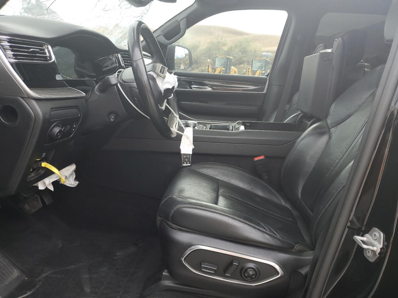 2022 Jeep Wagoneer Series Iii VIN: 1C4SJVDT6NS104558 Lot: 71904025