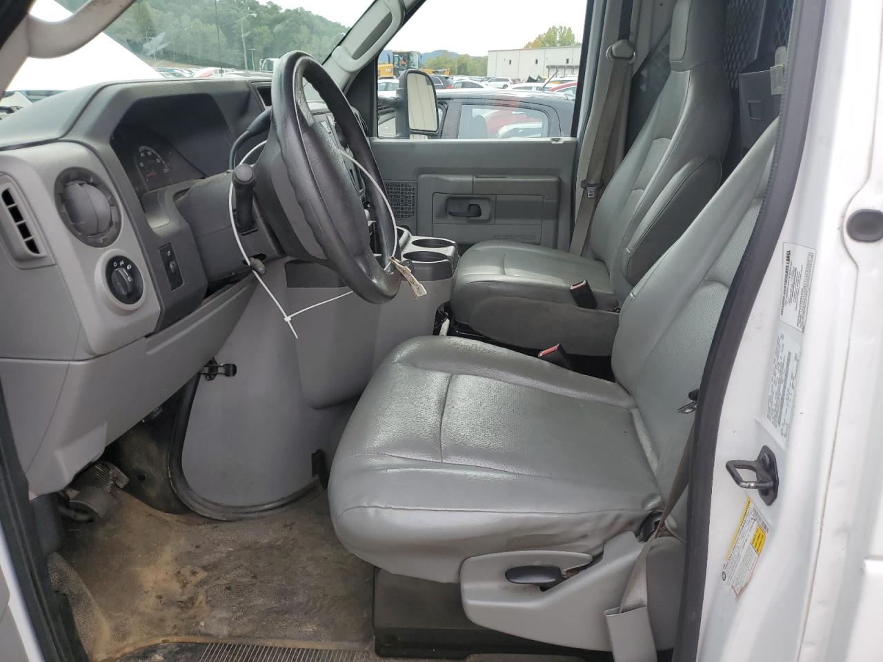 2014 Ford Econoline E250 Van VIN: 1FTNS2EW2EDA33283 Lot: 81647515