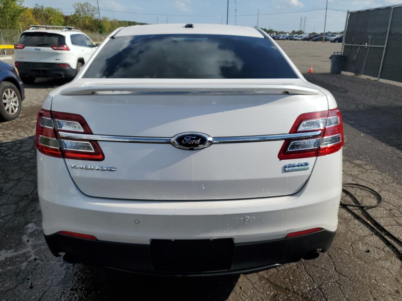 2016 Ford Taurus Sho VIN: 1FAHP2KT4GG141078 Lot: 84386955