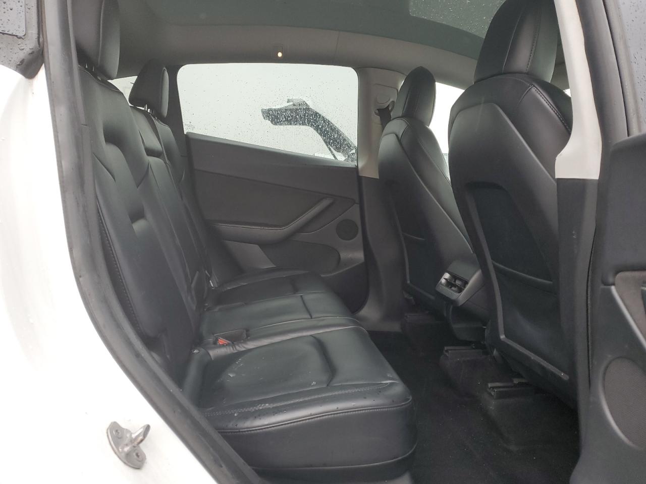 2022 Tesla Model Y VIN: 7SAYGDEE2NF393456 Lot: 80469405