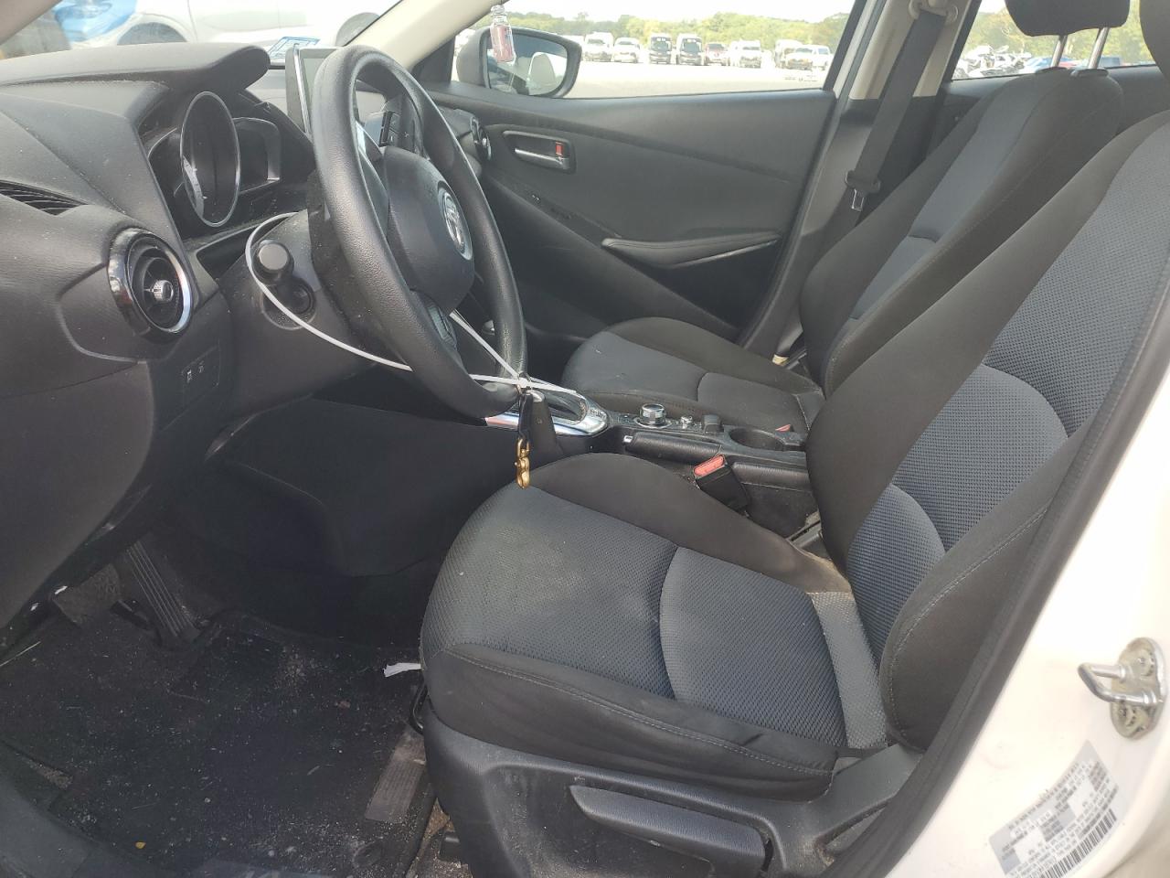 2017 Toyota Yaris Ia VIN: 3MYDLBYV3HY167413 Lot: 81484165