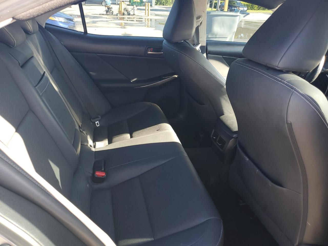 2018 Lexus Is 300 VIN: JTHBA1D24J5082275 Lot: 81484105