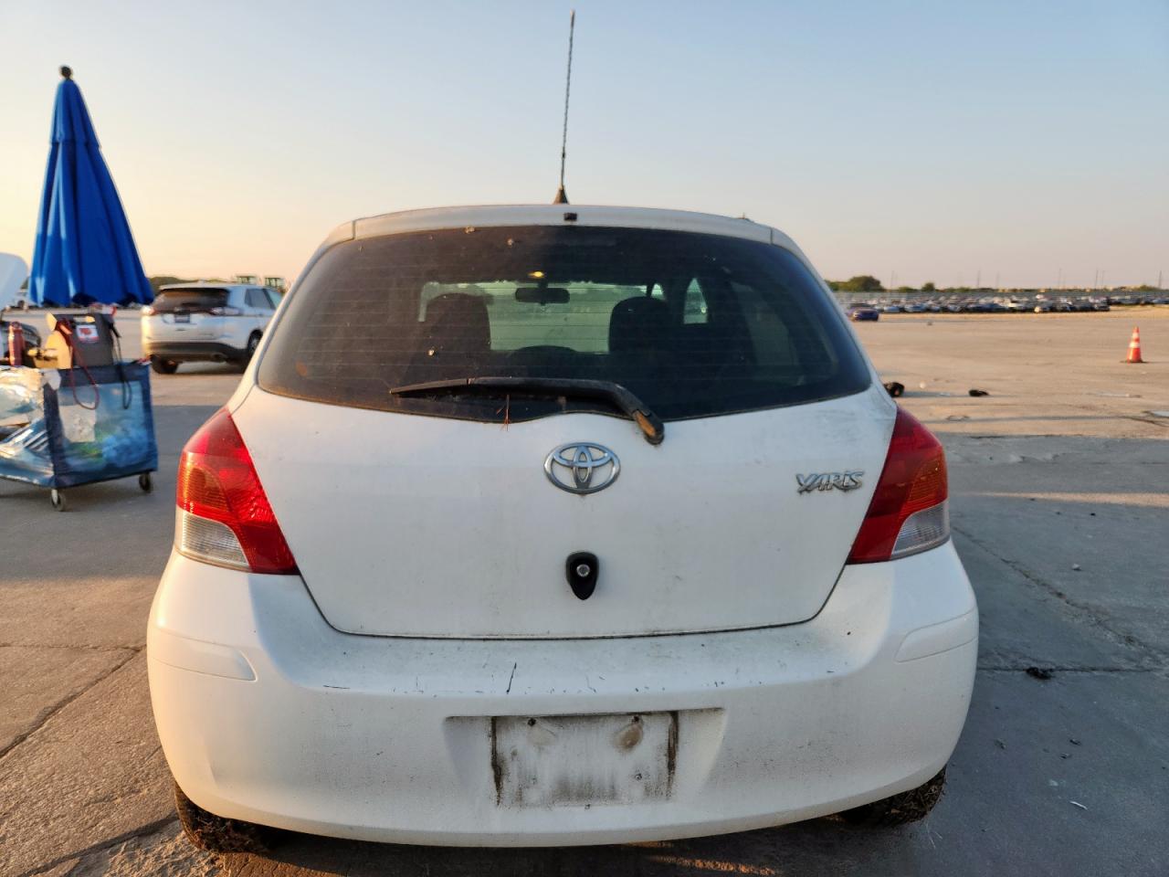 2009 Toyota Yaris VIN: JTDKT903495261937 Lot: 80457015