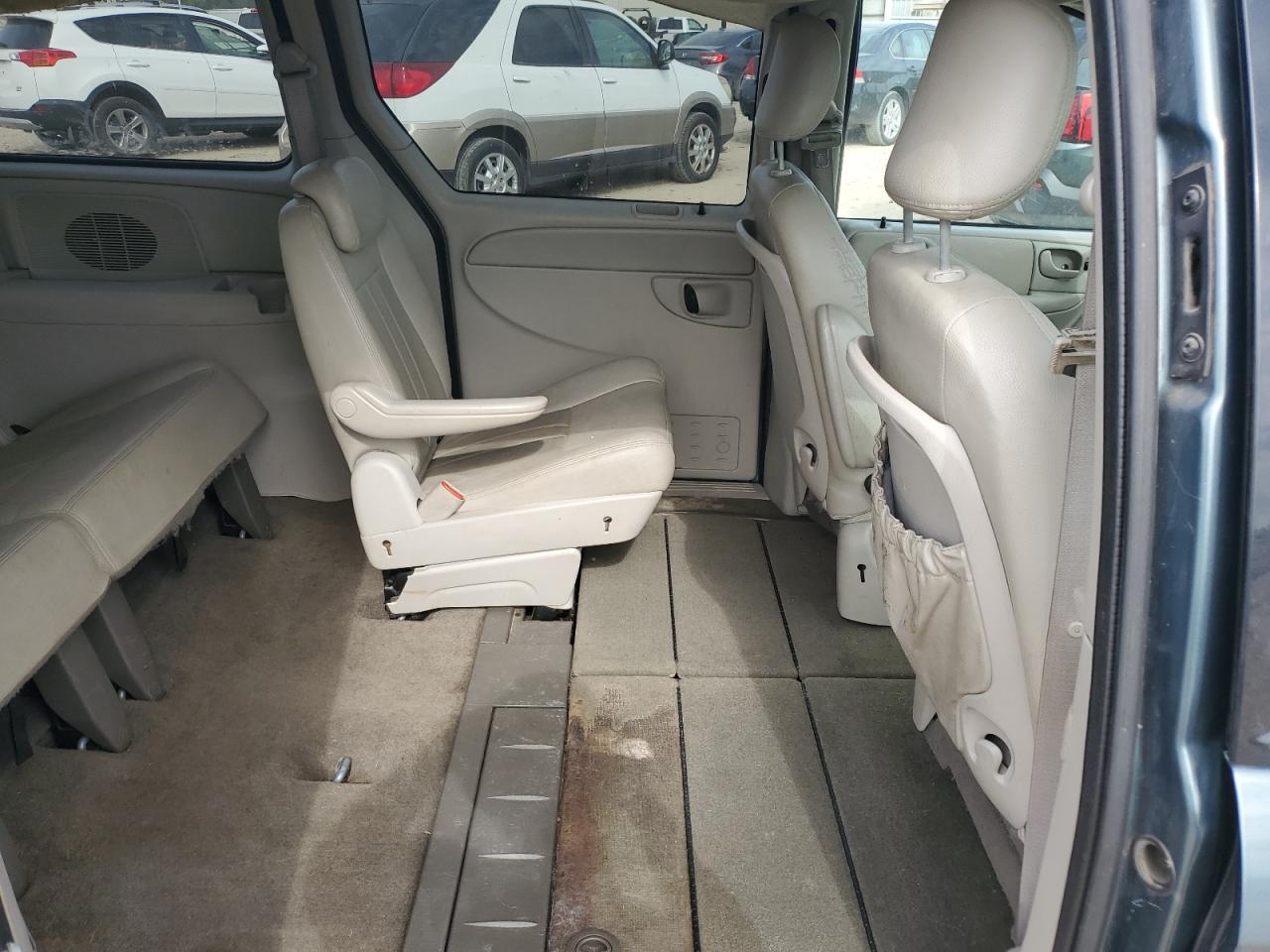 2007 Chrysler Town & Country Touring VIN: 2A4GP54L27R274869 Lot: 84872245