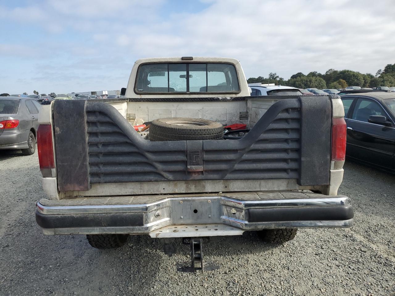 1990 Ford F250 VIN: 1FTHX26M2LKA22823 Lot: 71247175